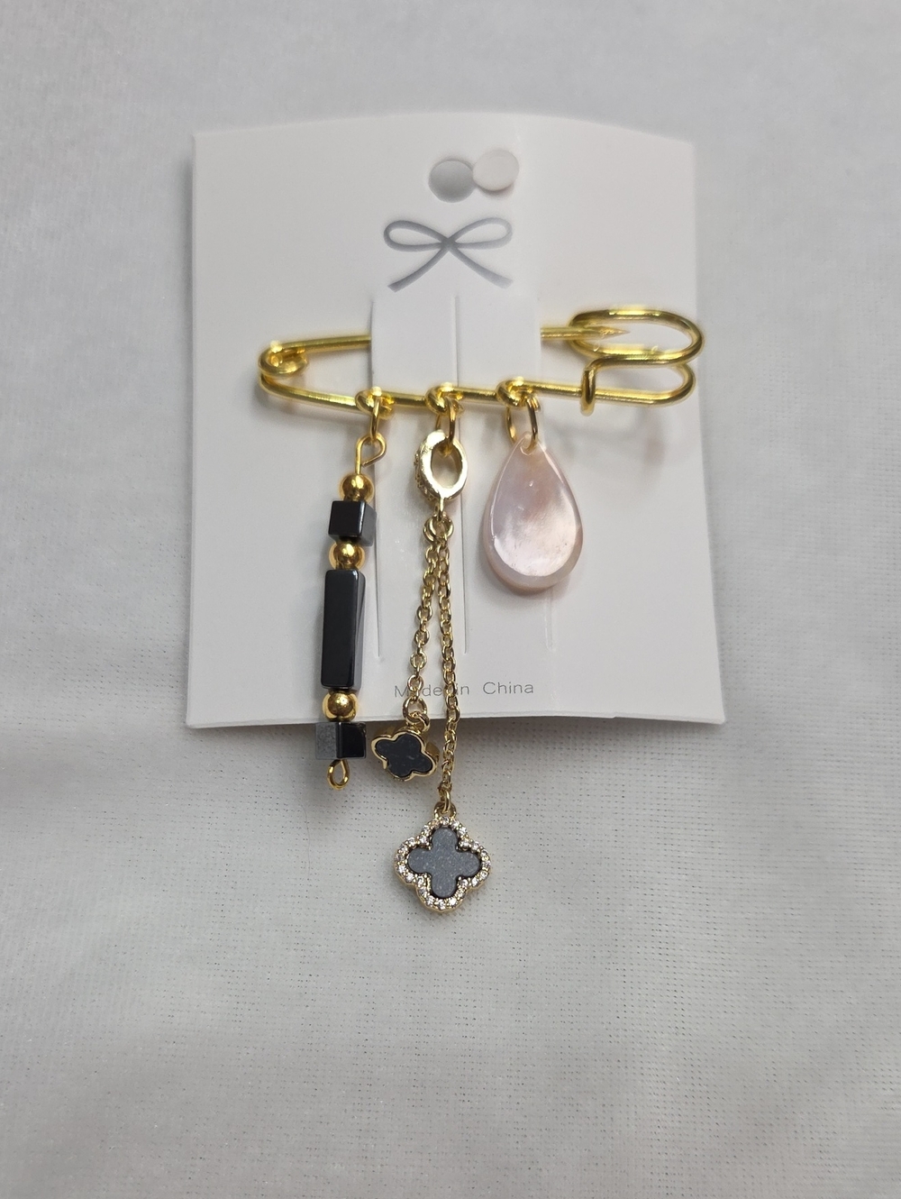 Hand Crafted Kilt Pin Brooch Elegant Beads Retro Vintage Style Unique Trendy NEW